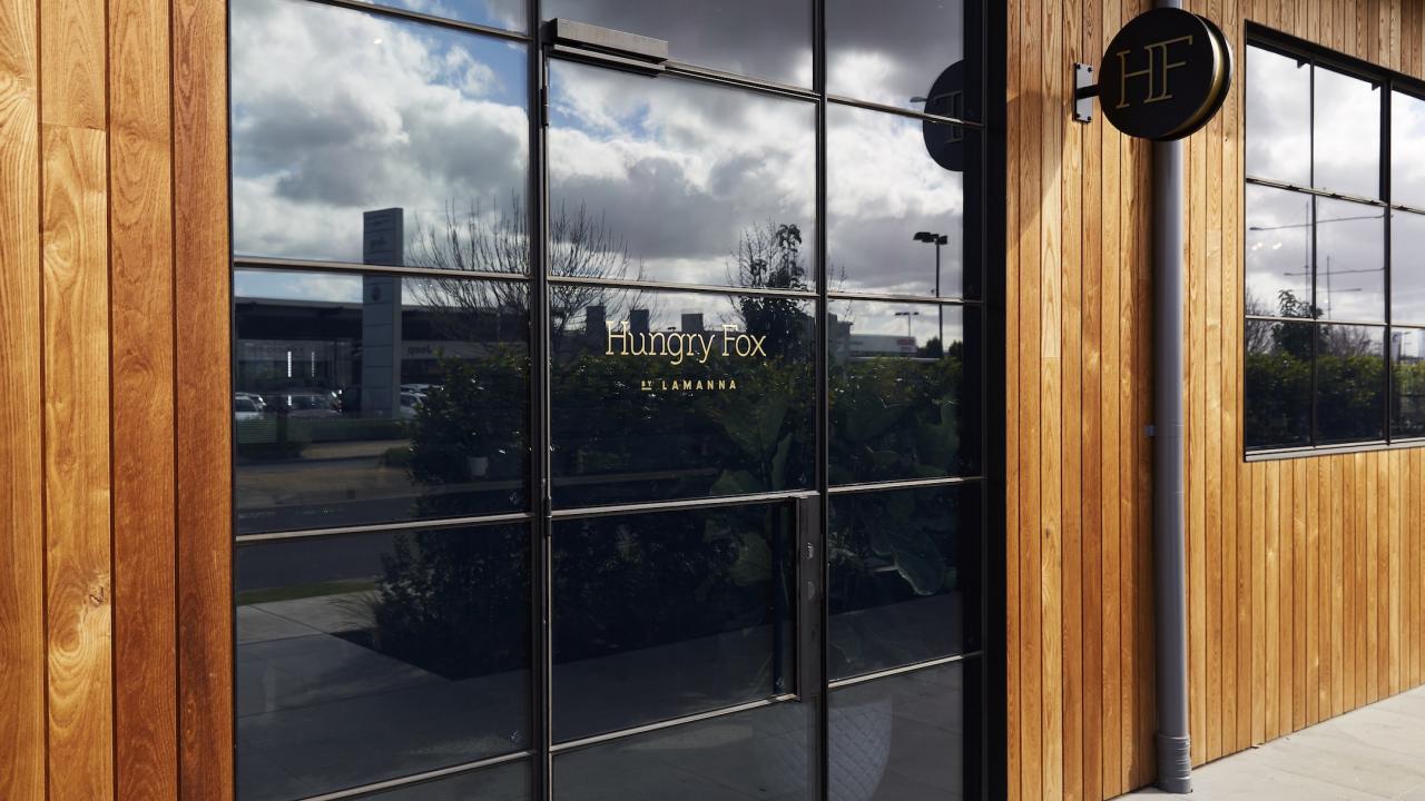 The Hungry Fox carousel 2827