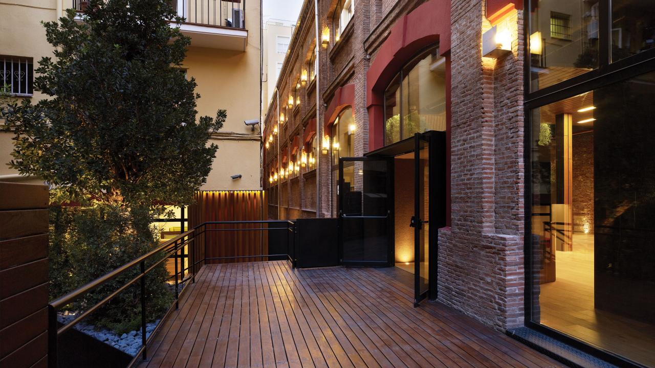 Botin-Foundation-Madrid_MVP-Arquitectos_red-oak_6_carousel.jpg