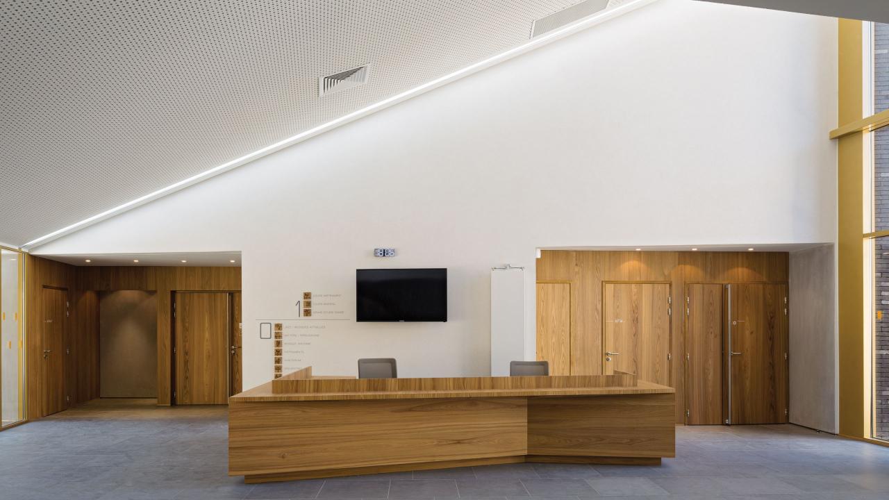 Melun Music and Dance School by Deso Architects 