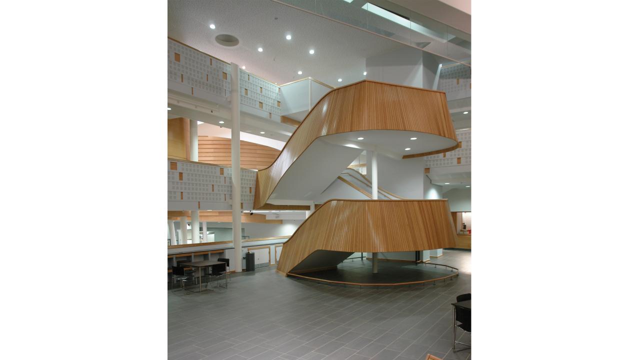 Northampton School for Boys by Peter Haddon & Partners 