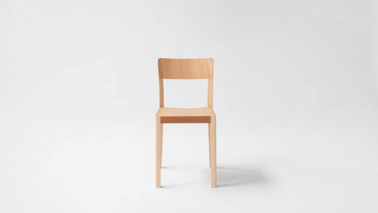 The un ordinary chair by Anna Koppmann