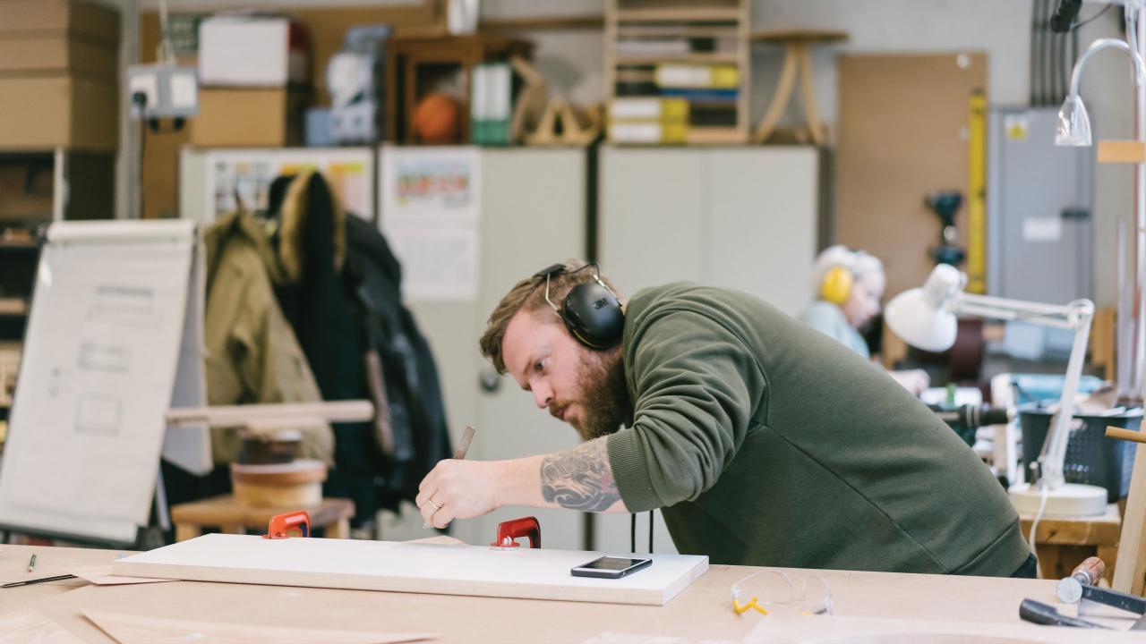 paul_carousel_image3