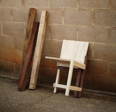 Folded-Chair_Matsumoto_Ash-Walnut_credit-Petr-Krejci-(5)_thumb.jpg